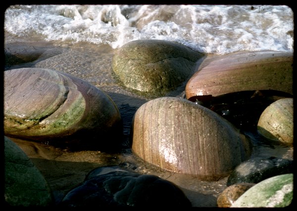 rocks-02.jpg